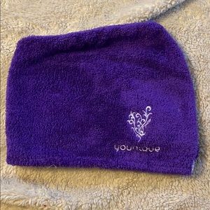 🌼 3 For $20 🌼 YOUNIQUE hair towel NEW
